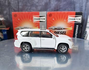 Avtomobil modelləri: Toyota, 2009 il, 1:43, Dəmir, Ödənişli çatdırılma — 9