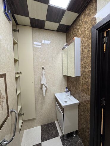 Yeni tikili: 4 otaqlı, Yeni tikili, 136 kv. m — 17