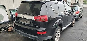 manual snizenje: DELOVI ZA PEUGEOT 4007 | Peugeot Pezo 4007 Polovni delovi — 4