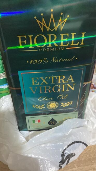 Масло, консервы: Предлагаю оливковое масло Fioreli Premium Extra Virgin, 100%