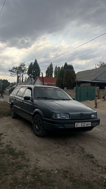 насос для автомобиля: Volkswagen Passat: 1989 г., 1.8 л, Механика, Бензин, Седан