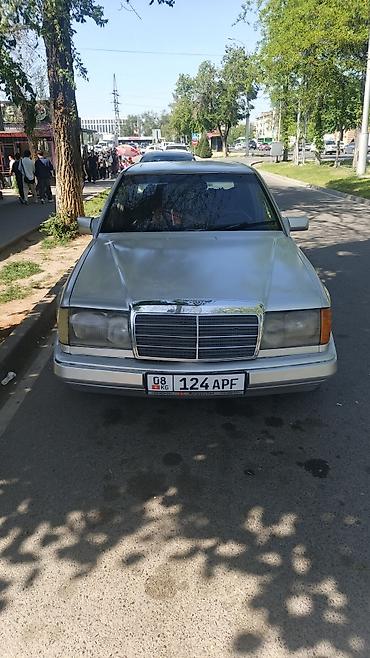 w124 e220: Mercedes-Benz W124: 1992 г., Механика, Седан — 3