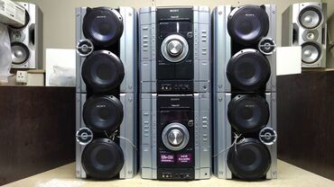 акустические системы со встроенным fm приемником с пультом ду: Продаю верхний SONY музыкальный центр есть AUX есть и другие муз