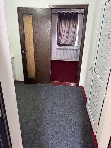 долгосрочные квартиры ак босого: 1 бөлмө, Кыймылсыз мүлк агенттиги, Чогуу жашоосу жок, Эмерексиз