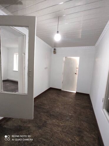 Долгосрочная аренда домов: 24 м², 1 комната, Утепленный, Бронированные двери, Парковка