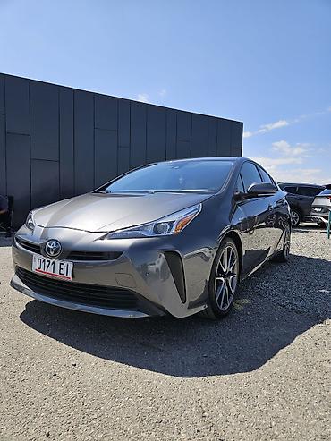 byd e6: Toyota Prius: 2022 г., 1.8 л, Автомат, Гибрид, Лифтбек — 2