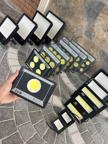 Projektorlar: Suya və toza qarşı tam qorumalı olan (İP) projektorların topdan və — 14