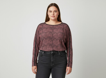 bluzki z dekoltem v plus size: Жіноча блуза, розмір 6XL