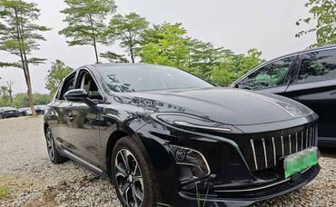 купить авто в бишкеке дешево: Honqci eqm 5 
запас хода 431 км 
100 кВт 
в наличии