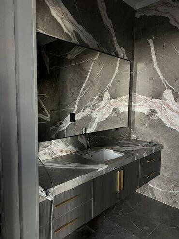 Душевые перегородки и ограждения: Душевые ограждения и перегородки из закалённого стекла под заказ — 5