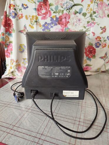 Monitori: Stari retro Philips monitor 107E6 - vintage. Ima sitne ogrebotinice na — 8