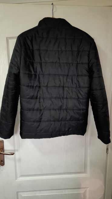 crna jakna kratko zimska: Jakna M (EU 38), bоја - Crna