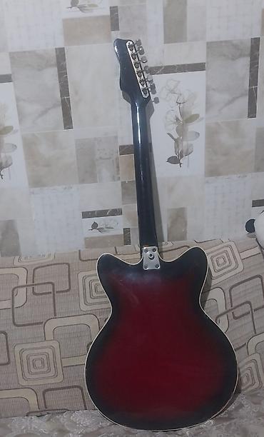 yamaha psr 740: Jolana elektrik gitarası – yarı boş (semi-hollow) korpuslu vintage — 2