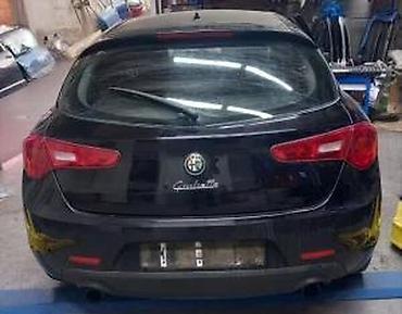 Car Body Parts: Alfa Romeo Giulietta zadnji branik kod boje 601/b. Alfa Romeo — 1