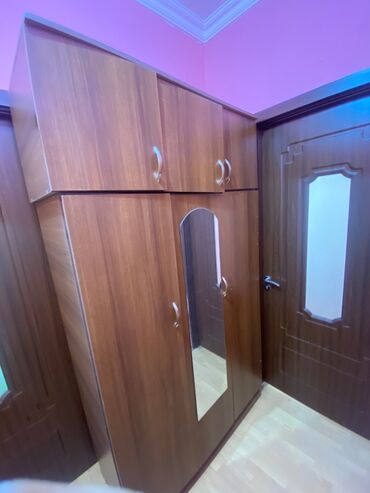 Dolablar: İşlənmiş, Düz dolab, Qarderob, paltar dolabı