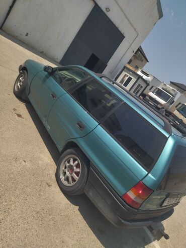 радиатор охлаждения опель вектра б: Opel Astra: 1.6 l | 1996 il 7000 km Universal