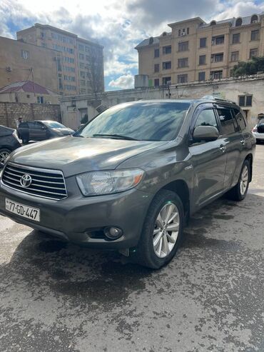 ucuz priuslar: Toyota Highlander: 3.3 l | 2009 il Ofrouder/SUV