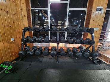 crossfit: Fitnes zalı – tam avadanlıqlı məşq məkanı - Güc və kardio üçün geniş — 3