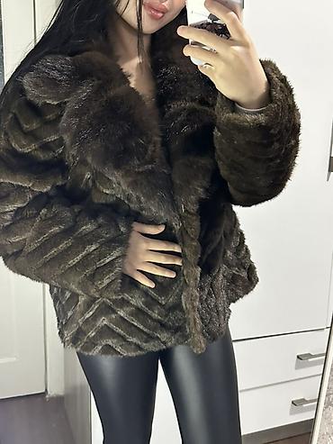 Шубы: Шуба, Короткая модель, С капюшоном, S, M, L — 11
