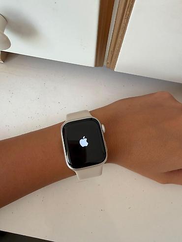 apple watch adapter: Apple Watch (Alüminium gövdə, Light/Bej rəngli silikon kəmər) Xanıma — 1