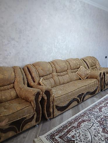 Klassik üslubda yumşaq mebel dəsti - Tərkibi: 3 yerlik divan + 2 ədəd lalafo.az -da Klassik üslubda yumşaq mebel dəsti - Tərkibi: 3 yerlik divan + 2 ədəd