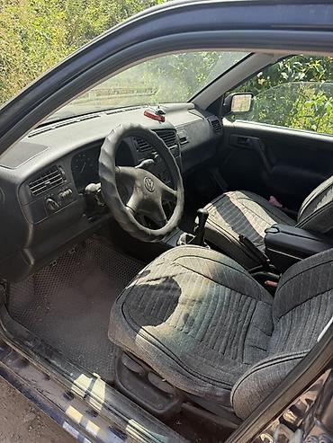 Продажа авто: Volkswagen Vento: 1997 г., Механика, Бензин, Седан — 7