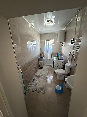 Продажа коттеджей и домов: Продаётся дом * Адрес: Ак-Ордо 3 * Площадь участка: 4 сотки * at lalafo.kg — 2 Продажа коттеджей и домов: Продаётся дом * Адрес: Ак-Ордо 3 * Площадь участка: 4 сотки * — 2