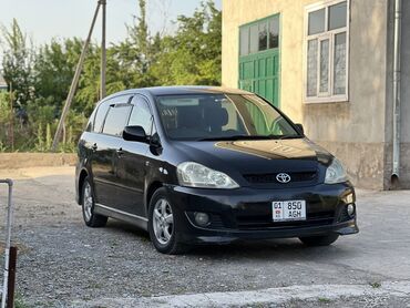 Toyota: Toyota Ipsum: 2004 г., 2.4 л, Автомат, Бензин, Минивэн