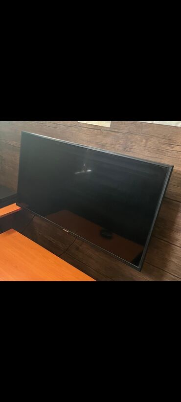 Телевизоры: 2 dənə PİKAİ firmasının tv. 109 ekran. Smart deyil. Hər biri 230