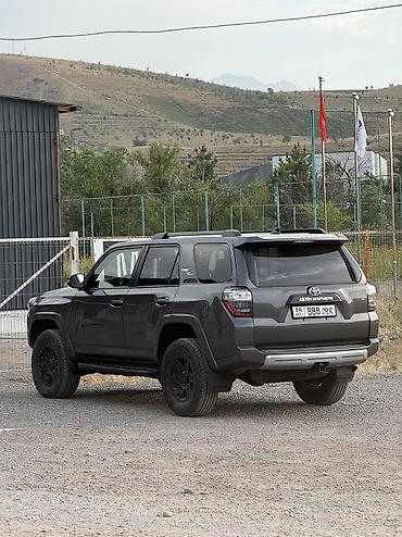 Toyota: Toyota 4Runner: 2023 г., 4 л, Автомат, Бензин, Внедорожник — 3
