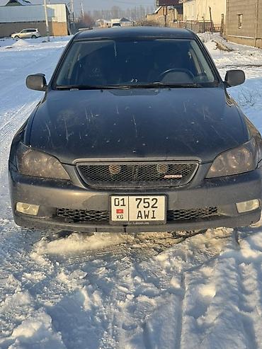 Lexus: Lexus IS: 2002 г., 2 л, Механика, Бензин, Седан — 10