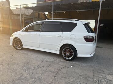 Toyota: Toyota Ipsum: 2004 г., 2.4 л, Автомат, Бензин, Универсал
