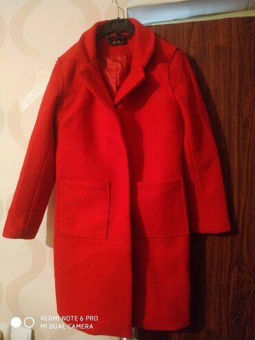 Пальто: Пальто M (EU 38), цвет - Красный