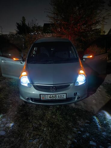 Honda: Honda Fit: 2002 г., 1.3 л, Вариатор, Бензин, Хэтчбэк