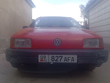 с4 2куб: Volkswagen Passat: 1992 г., 2 л, Механика, Бензин, Универсал