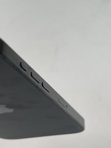 apple iphone 16e: IPhone 16 Pro, 128 GB, Black Titanium, Qırıq, Simsiz şarj, Face ID — 5