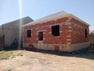 Həyət evləri və villaların satışı: 3 otaqlı, 100 kv. m, Təmirsiz