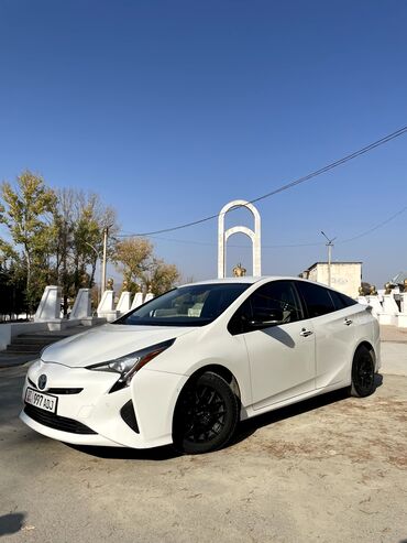 чехол на приус: Toyota Prius: 2017 г., Гибрид, Хетчбек