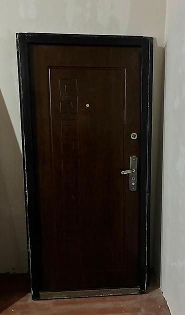 Dəmir giriş qapısı – 210×100 sm
Türkiyə istehsalı