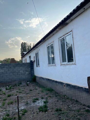 сдаю дом долгосрочно без хозяина: Барак, 162 кв. м, 6 бөлмө, Менчик ээси