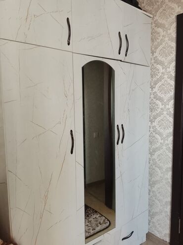 Односпальные кровати: Односпальная кровать, Б/у, С матрасом, длина - 60 см