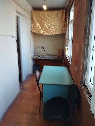 Аренда комнат: Kirayə üçün ayrıca otaq - Geniş, işıqlı otaq: divar kağızlı, hündür — 5