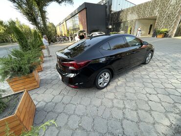 Hyundai: Hyundai Elantra: 2019 г., 2 л, Автомат, Бензин, Седан — 8