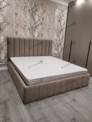 Кровати: Новый, Двуспальная кровать, С подъемным механизмом, С матрасом, Без выдвижных ящиков