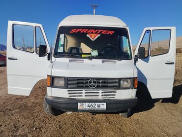 Mercedes-Benz: Mercedes-Benz : 1988 г., 2.3 л, Механика, Дизель, Бус