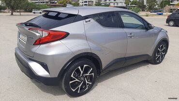 Toyota: Toyota C-HR: 1.8 l. | 2019 έ. SUV/4x4 — 8