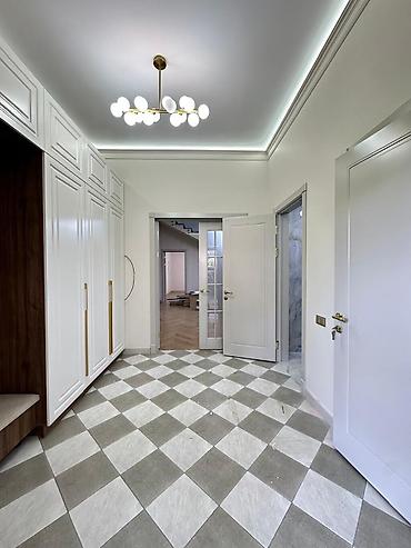 в селе манас: 6 комнат, 300 м², 4 соток, Джал, Собственник — 5