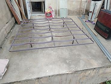 balvanka nedir: Metall çarpayı karkası - Material: qalın divarlı dəmir/profil borudan — 2