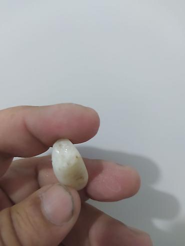 ametist daşı: Ağ rəngli dekorativ mineral daş - Material: təbii daş/mineral (ağ — 4