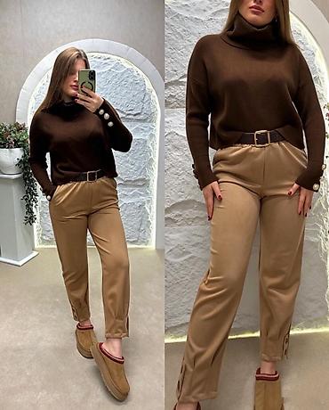 zara zenske elegantne pantalone: Ženske elegantne pantalone sa ravnom nogavicom
2350din
S M L — 2